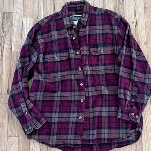 Heavyweight flannel. Perfect for the cooler months.